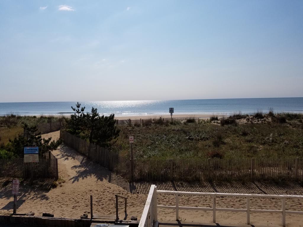 Seabonay Oceanfront Motel Оушен-Сіті Екстер'єр фото